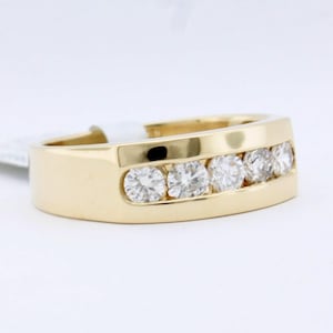 Men's 14K Yellow Gold Diamond Wedding Band Channel Set with 5 Natural Earth-Mined Brilliant Round Diamonds Size 10.5  Classic & Timeless