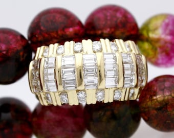 SHIPS TODAY Vintage Emerald & Round Cut Earth Mined Diamond Ladies Ring 18 Karat Yellow Gold Size 6.25 L-3