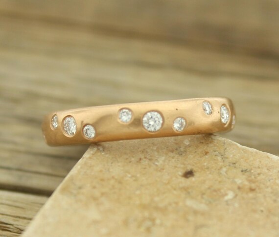 18 karat rose gold ladies diamond eternity band, … - image 4