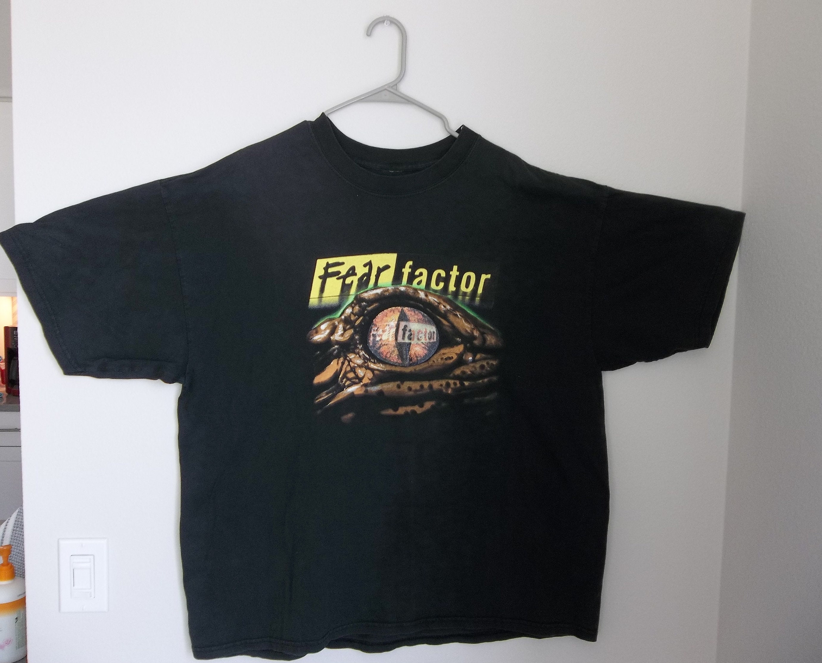Vintage T-shirt Fear Factor 2000s 3X Reptile Eye Faded Vintage T-shirt Fear Factor 2000s 3X Reptile Eye Faded