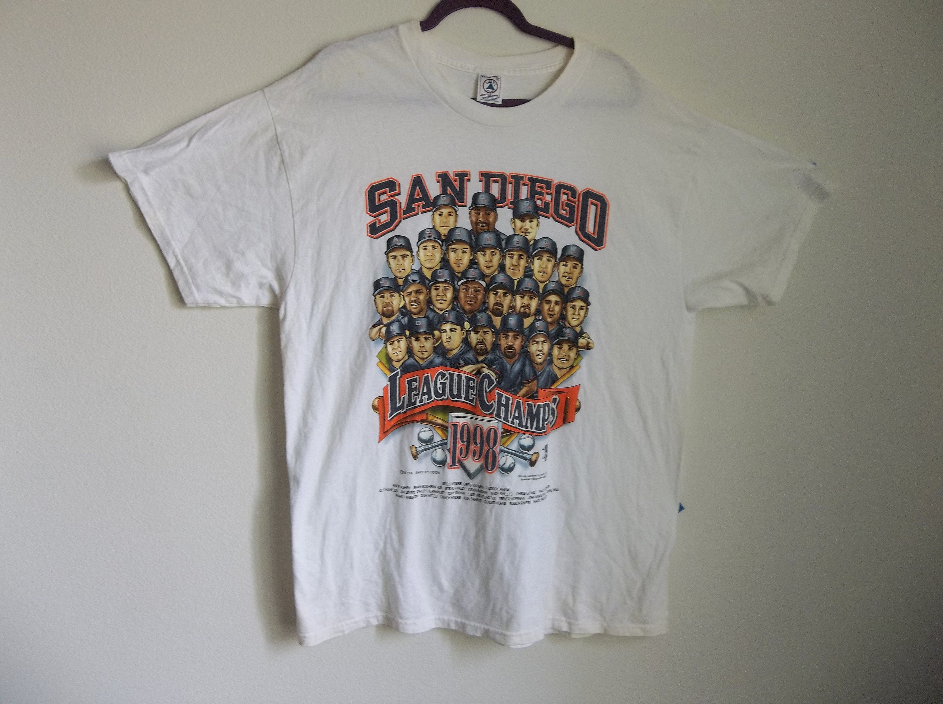 San Diego Padres Text Distressed Vintage logo T-shirt 6 Sizes S-3XL!!