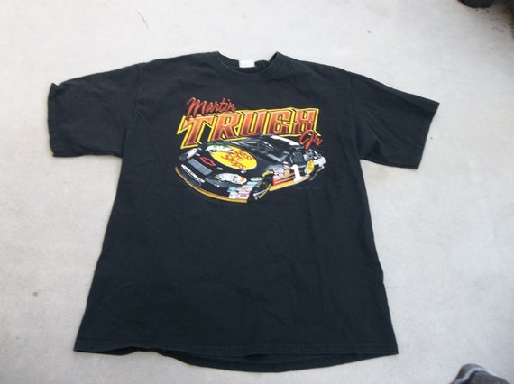 Vintage T-shirt Chase Martin Truex Jr Bass Pro Shops Car Racing 2000s XL  Casual Street Wear Sports 