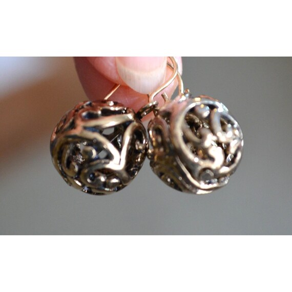 Vintage Gold Tone Hook Pierced Earrings Round Sphere Cutout Design 1" Dangle View 6