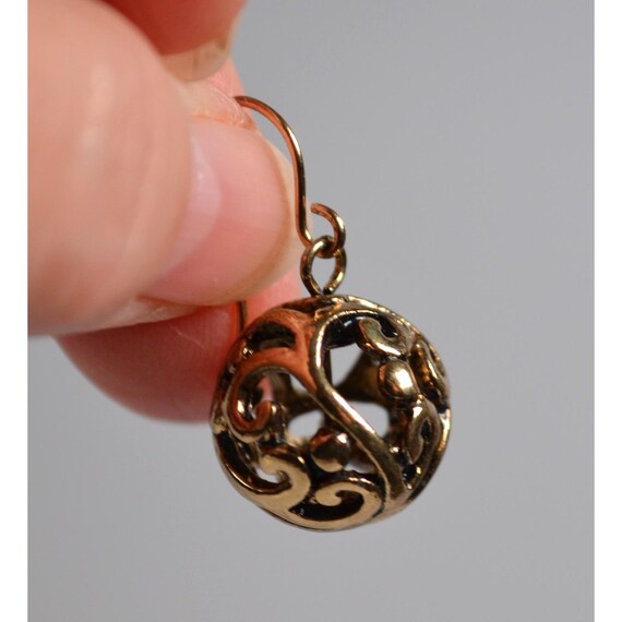 Vintage Gold Tone Hook Pierced Earrings Round Sphere Cutout Design 1" Dangle View 5