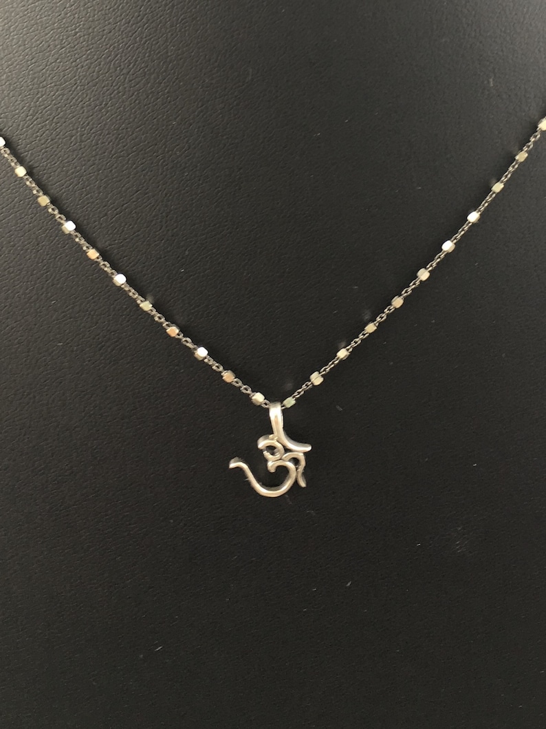 lobster clasp Silver necklace antiqued and shiny Sterling silver chain Sterling silver OM pendant necklace Yogi necklace OM necklace