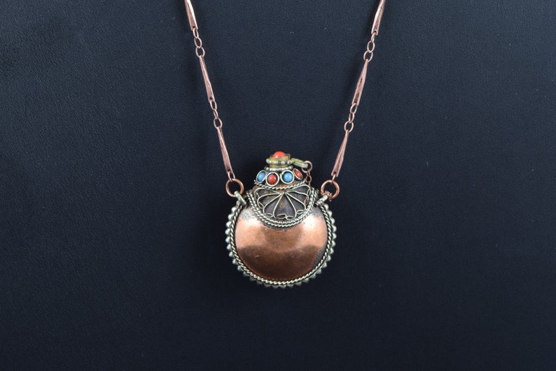 Holds sandashesoilsherbs Snuff necklace Antiqued copper finished snuff bottlecontainerjarvial necklace Spoon Antiqued copper chain
