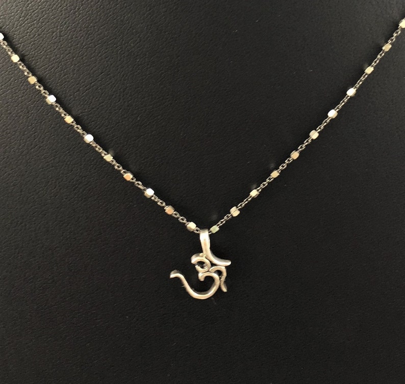 lobster clasp Silver necklace antiqued and shiny Sterling silver chain Sterling silver OM pendant necklace Yogi necklace OM necklace