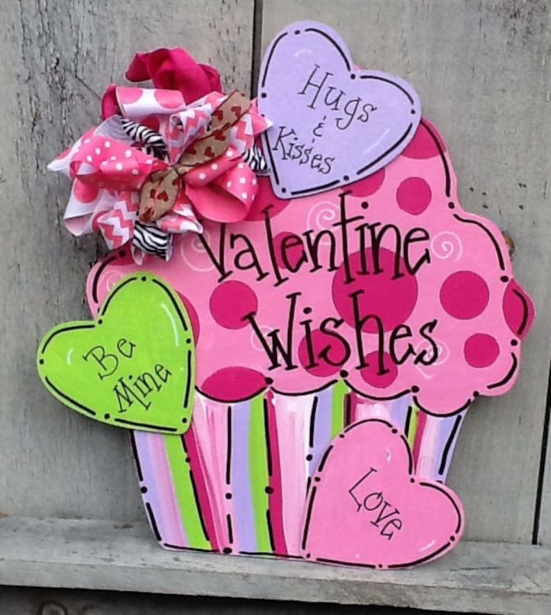Valentines door hanger, valentines sign, cupcake sign, cupcake door hanger image 1
