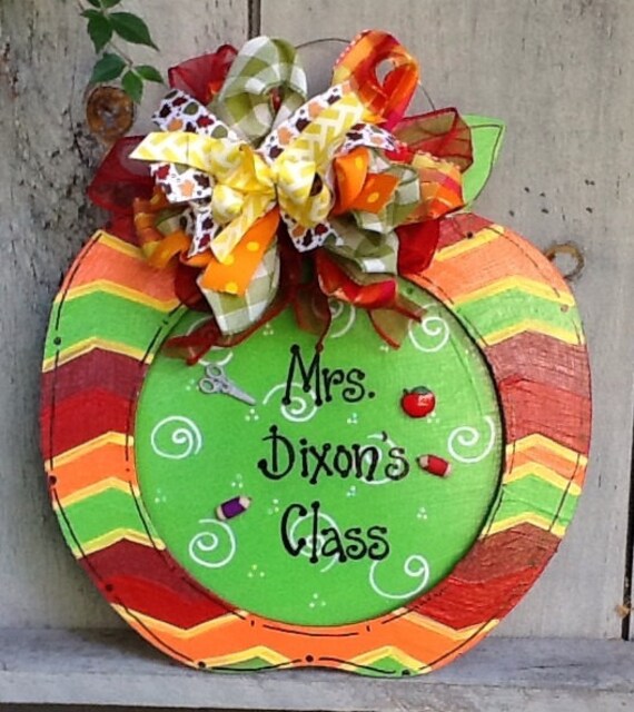 Back To School Sign Back To School Teacher Sign Apple Sign Etsy