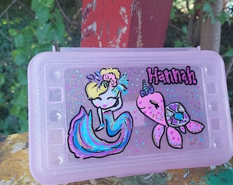 Personalized pencil box, girl pencil box, school supply box, girls art box, school art box, back to school art box, name art box,