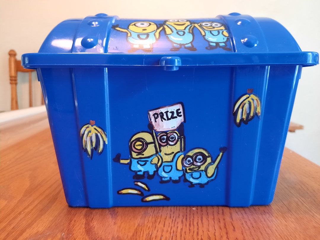 Plastic treasure sale chest storage box