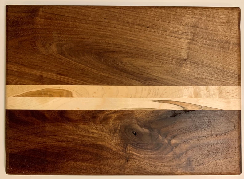 Hand-Made Walnut /& Maple Cutting Board