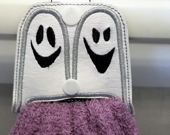 Boo ghosts towel holder embroidery design with Shortie snap tab.  4x4 hoop interchangeable tabs