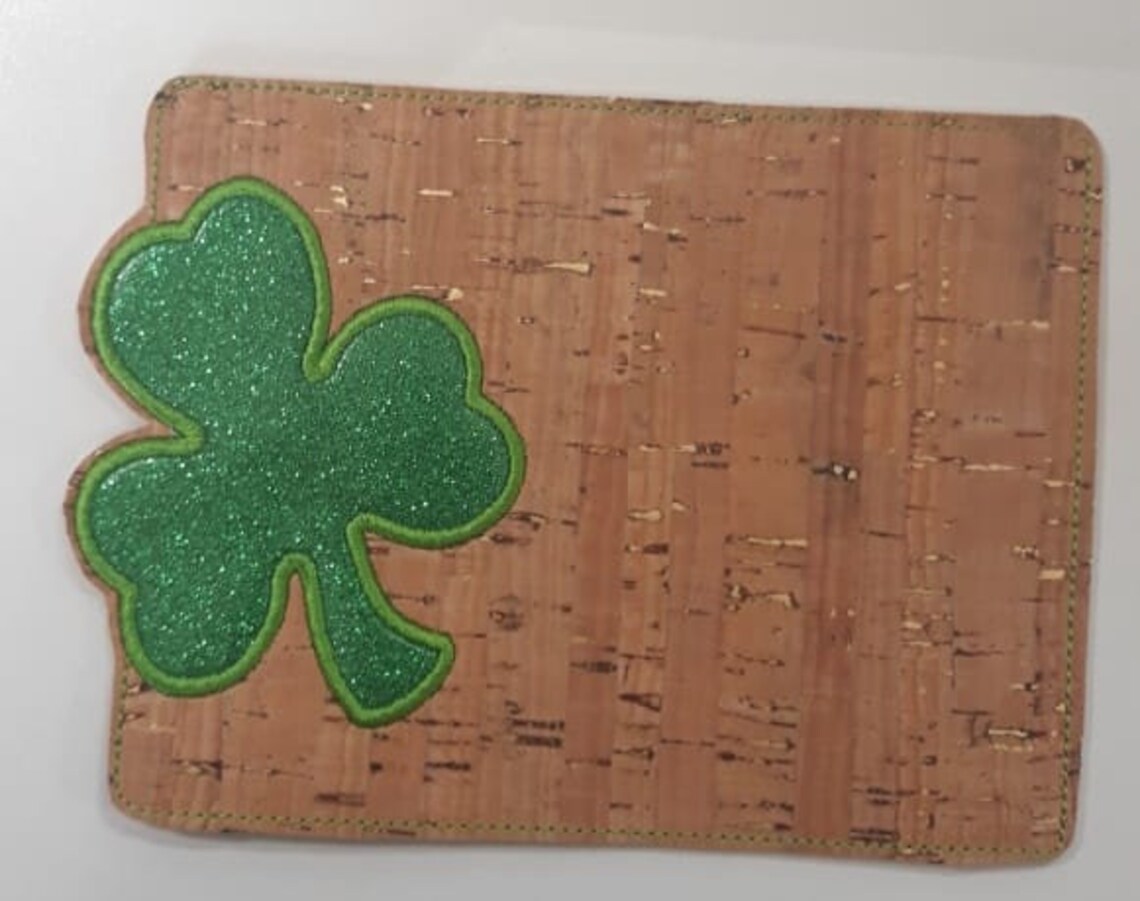 Shamrock Applique Mug Rug Embroidery Design. ITH 5x7 - Quilted and Bean ...