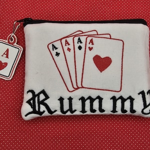 Rommé-Reißverschlussbeutel mit Charm-Stickereien. 5x5 und 15x6-1/2 &quot;Größen