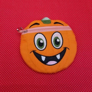 Pumpkin zipper bag ITH, fully lined embroidery design ITH -  2 sizes - 5x5 and 6x6