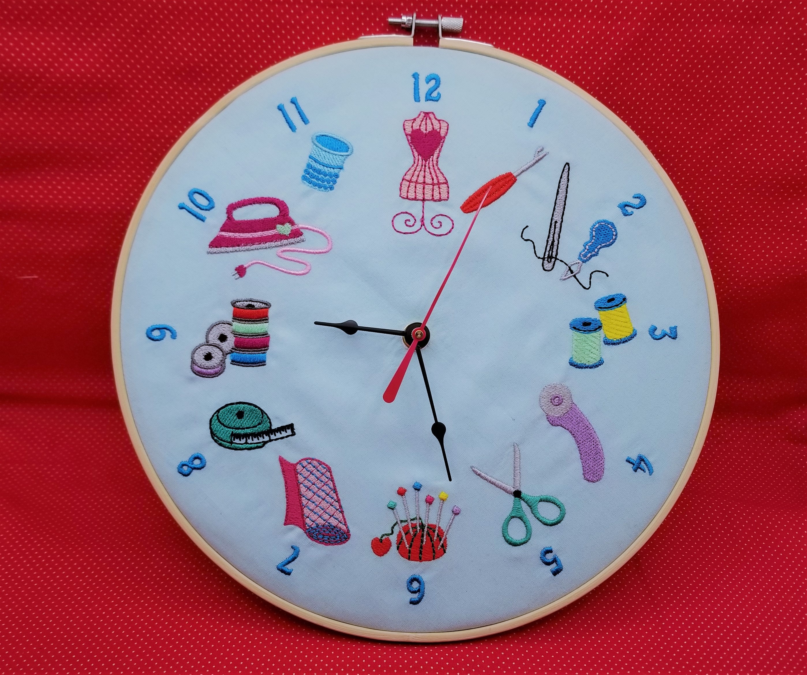 Clock thread. Filament clock.