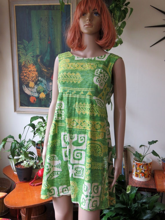 Vintage 1970's Wash & Wear 100% cotton Hawaiian mi
