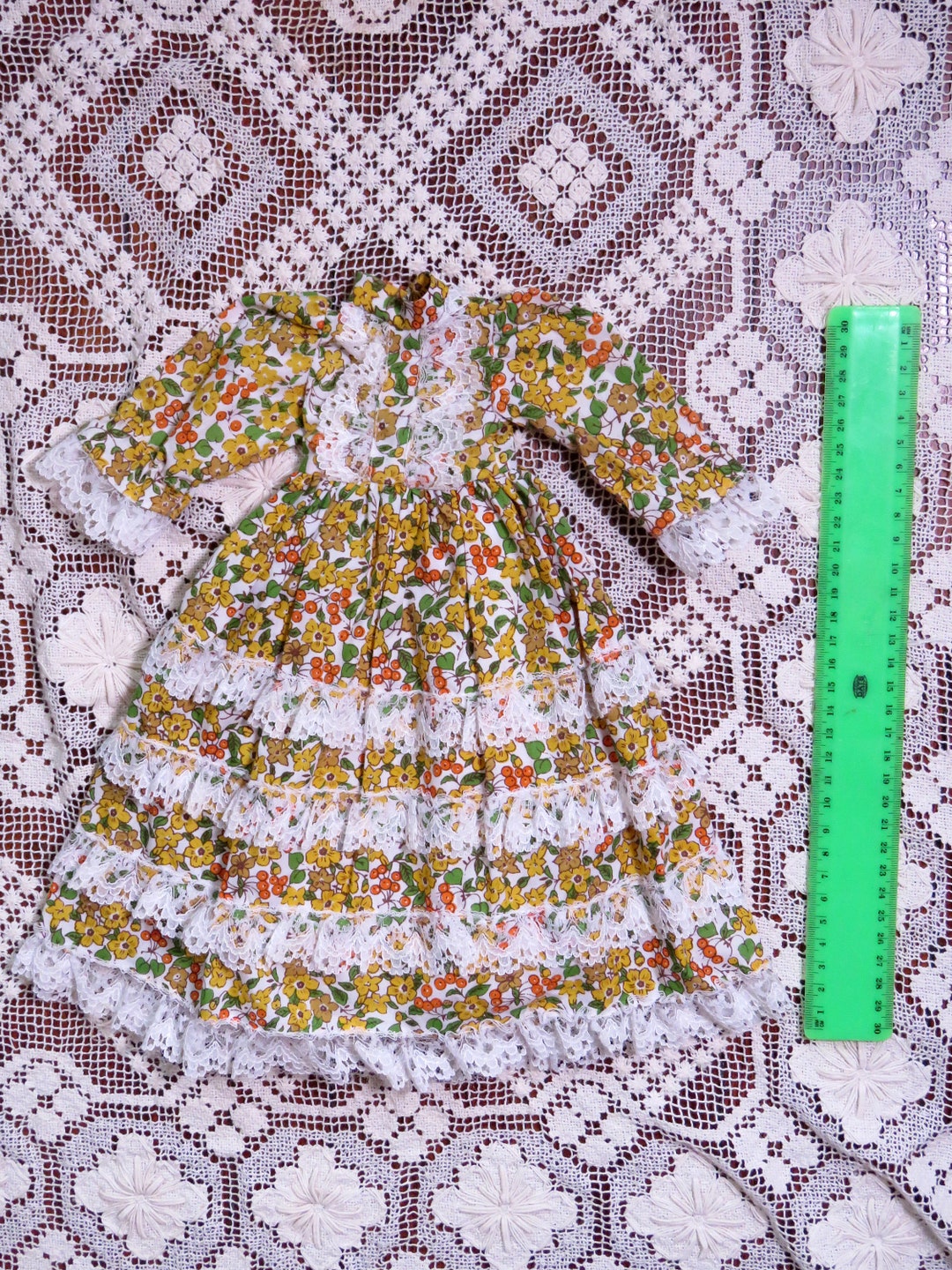 1970s Vintage Green Floral A line Baby Doll Dress
