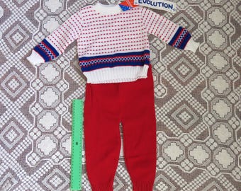 1970s Evolution vintage NOS red blue & white babies ensemble