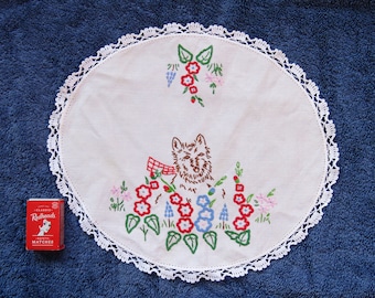 Vintage Scotty dog with scarf and flowers table linen embroidered cutie with lace or tatted edge retro 1950s 1960s