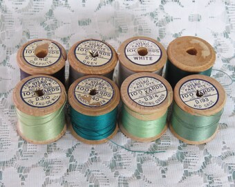 8 x vintage 1950s Sylko green and neutral shades cotton thread  Dewhurst retro wooden cotton reel collection