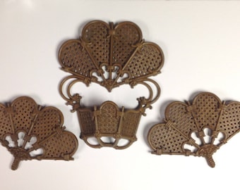 Vintage brown wicker style fan and wall pocket, 3 piece wall hangings