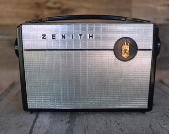 Vintage Zenith Radio Bluetooth Speaker