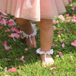 Crochet baby barefoot sandals,Flower girls barefoot sandals,Baby foot accessories,Photo prop