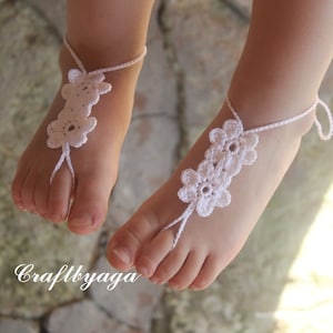 Crochet Barefoot Sandals PDF Pattern, Easy Crochet Pattern, White Flower Crochet Barefoot Sandals PDF Pattern