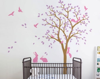 Adesivo murale personalizzato con albero, arte per vivaio nel bosco, scoiattoli, coniglietti, uccelli