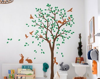 Set di adesivi murali a forma di albero, decorazioni per cameretta dei bambini in stile bosco, adesivi personalizzabili