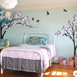 Baum Aufkleber für Baby Zimmer Dekoration mit fliegenden Vögeln Blätter und niedlichen Blüten - 029