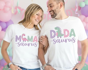 Dinosaurier Geburtstag passende Familien Shirts - pink, lila, Dino Geburtstagskind, Mama Saurus Daddy Saurus, Chomp Stampfer Gebrüll, Pastell Dino Party