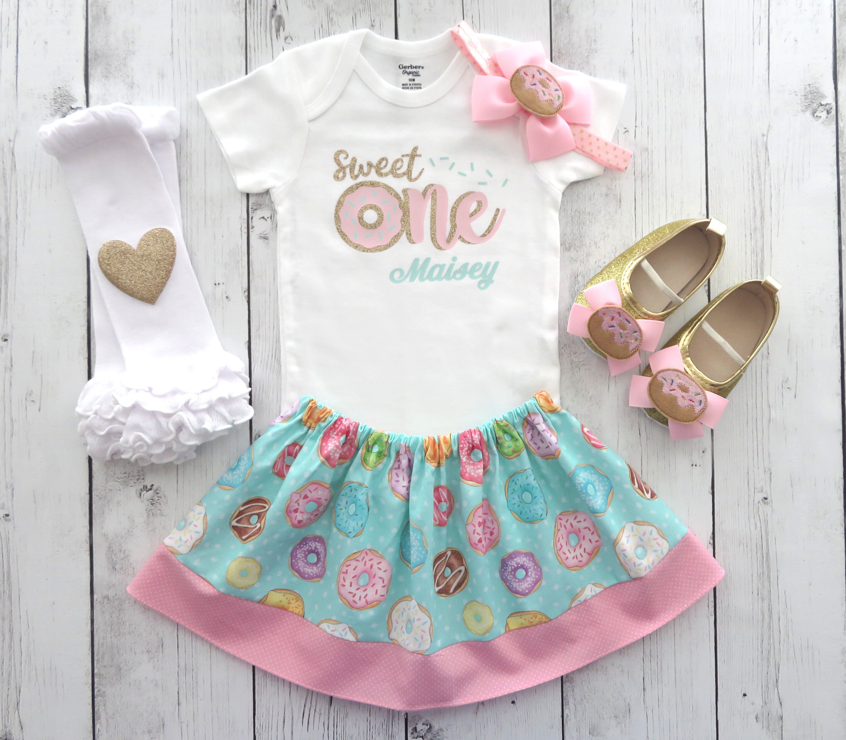 Kleding Meisjeskleding Babykleding voor meisjes Kledingsets Gepersonaliseerde geborduurde Donut verjaardag T-shirt 
