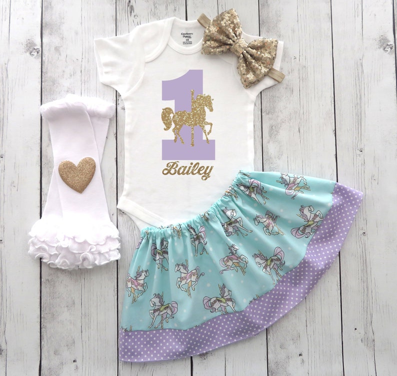 mint and gold outfit