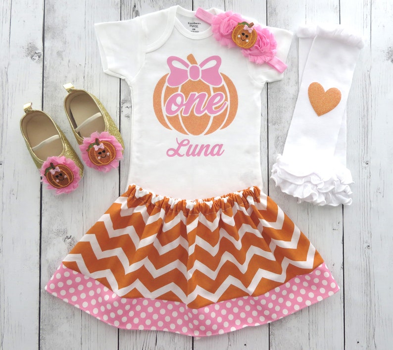 turning one outfit girl