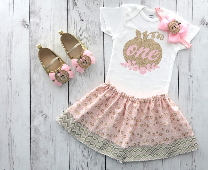 turning one outfit girl