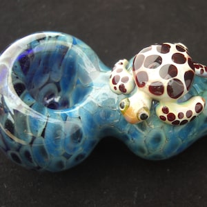 Made To Order Glass Pipe Swimming the Seas