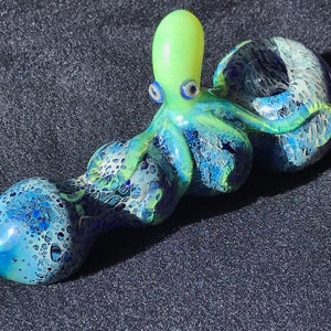 Made To Order Glass Pipe Slyme image 5
