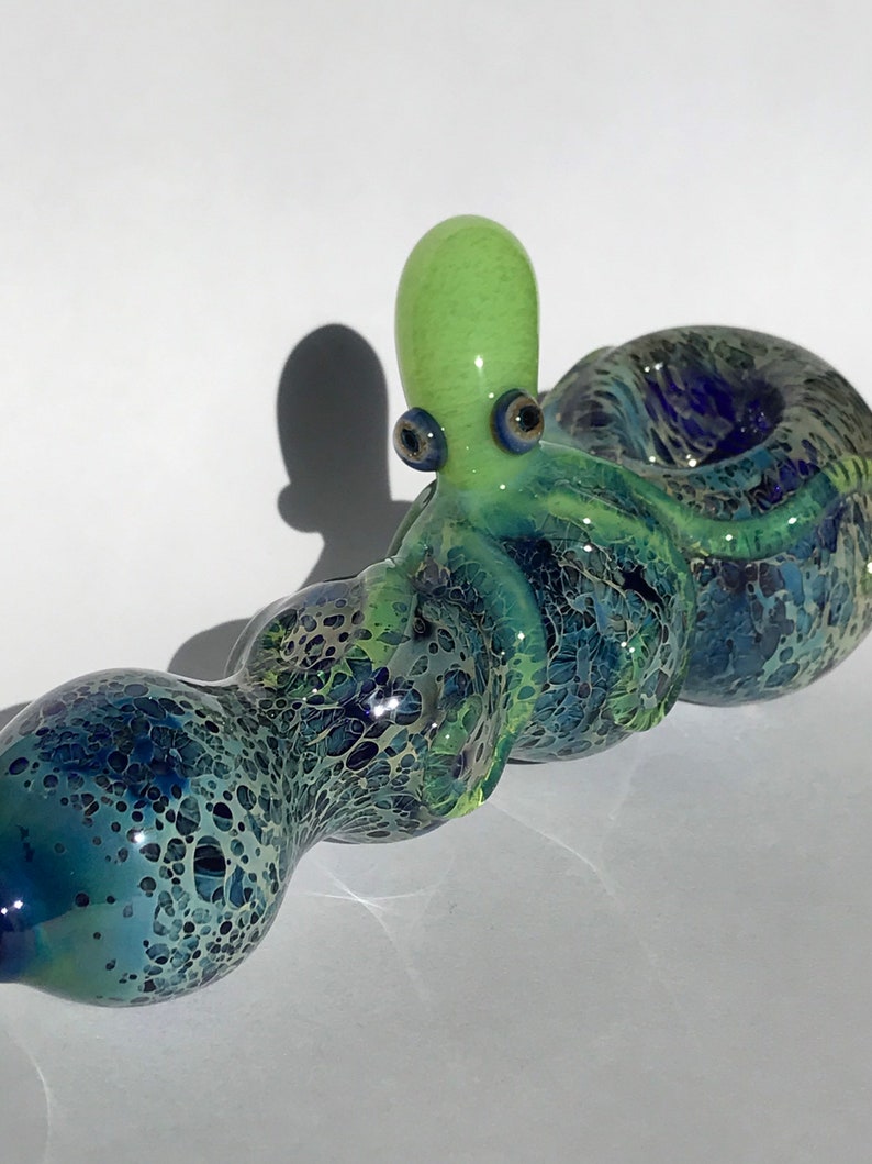 Made To Order Glass Pipe Slyme image 9