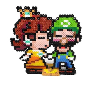 Super Mario Bros - Luigi & Princess Daisy Kissing Gamer Wedding Centerpiece Decorations (Large)