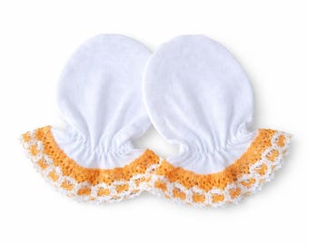 Cotton Baby Mittens: Yellow Lace, Anti-Scratch (0-6 Months)