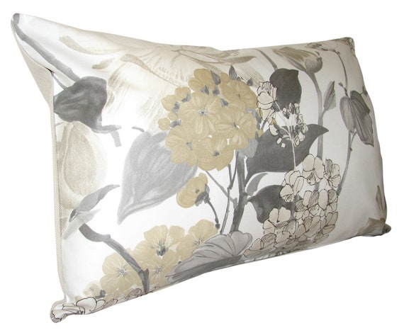 Nina Campbell Penrose Gold & Cream Cushion Cover