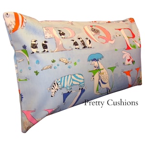 Sanderson Abracazoo Alphabet Zoo blau Bolster KissenBezug
