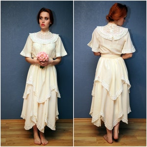 Vintage silk lace wedding dress / Bride lace dress / Marriage boho wedding silk dress / 50s / Size XS-S