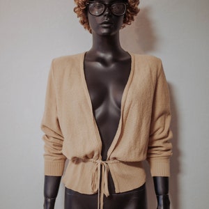 Vintage wool cardigan / Beige color cardigan / Crocheted cardigan / Size M-L / 80s