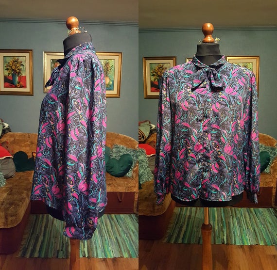 Vintage Flowery blouse / Multicolor blouse / Secre
