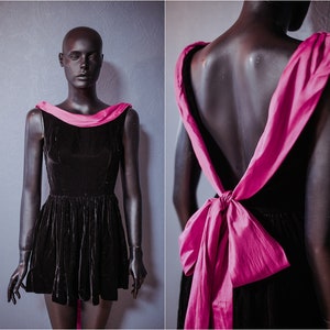 Vintage black velvet dress / Little black dress / Silk trim dress / Velvet dress with pockets / Size XS-S / 80s