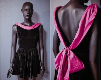 Vintage schwarzes Samtkleid / Kleines Schwarzes / Seidenbesatz / Samtkleid mit Taschen / Größe XS-S / 80er Jahre